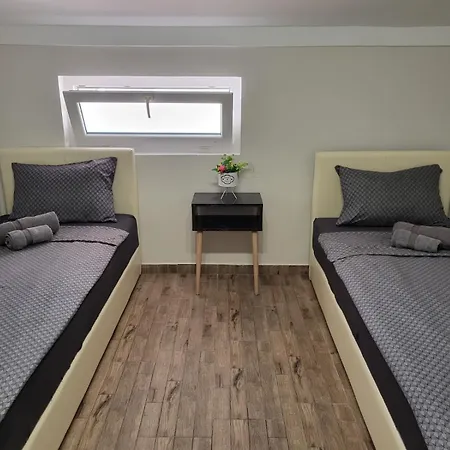 Hotel apartamentowy Ozegovic Belgrad